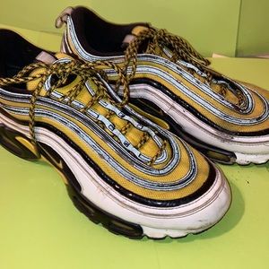GREAT PRICE ON SHARP SHOES! NIKE AIR MAX PLUS 97!!!